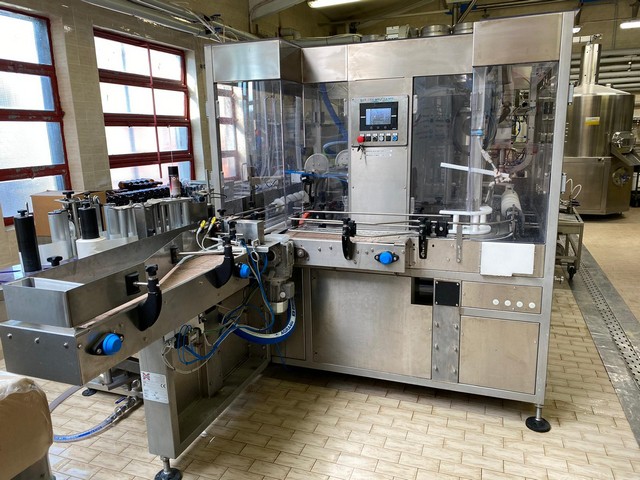Used filling monoblock isobaric Axtra 2
