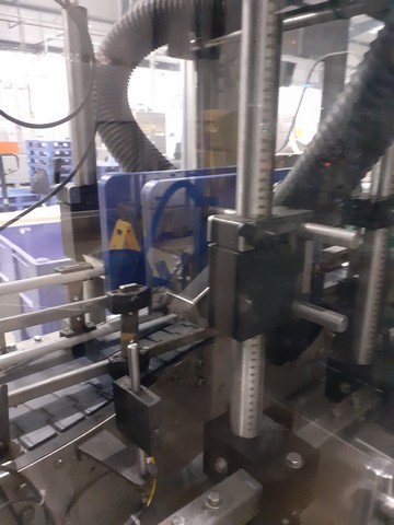 Linea di imbottigliamento per vino fermo MBF Usata 5