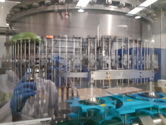 Linea di imbottigliamento per vino fermo MBF Usata 22