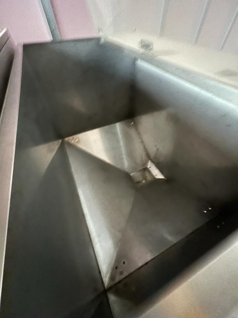 Used Caps Elevator Bertolaso 10.000 bph
