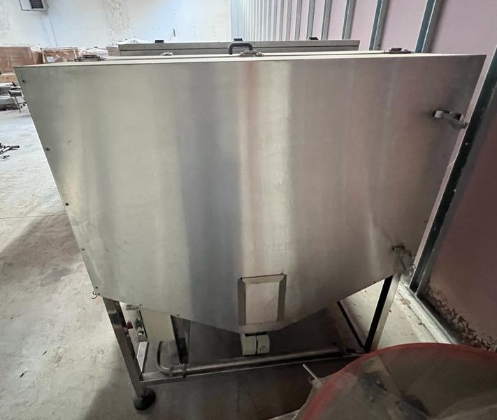 Used Caps Elevator Bertolaso 10.000 bph 2