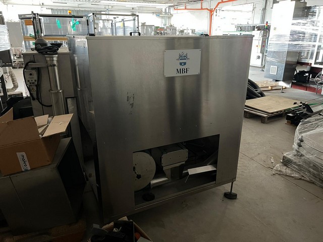 Elevatore tappi MBF AP 1000 Usato