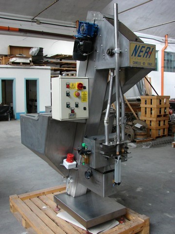 Used Caps Elevator Neri 2