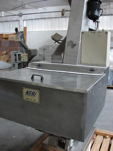Used Caps Elevator Neri 5