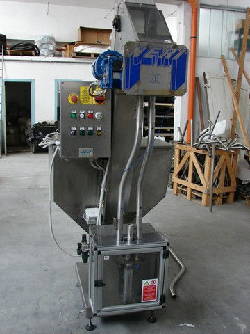 Elevatore tappi Canelli Neri Usato 5