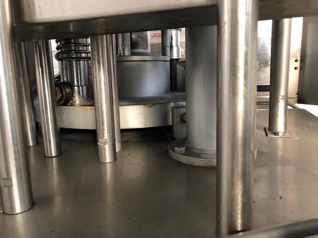 Capsulatrice Nortan Prisma 4.4 R.T Usata 4