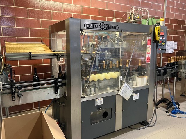Used Capsuler Robino&Galandrino Fenix 2 CO 2