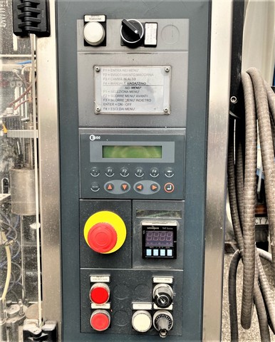 Capsulatrice Robino&Galandrino Superbloc F 8 Usata 5