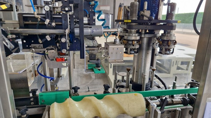Capsulatrice Robino&Galandrino Superbloc M 4T Usata 2
