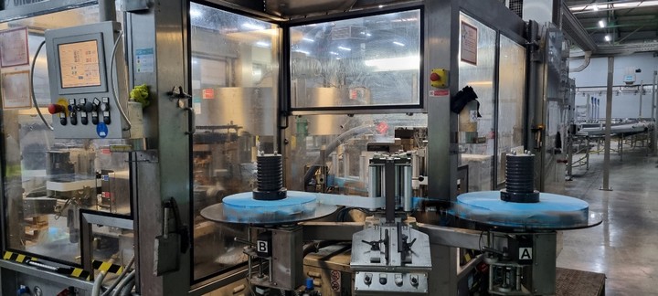 Linea di imbottigliamento Asettica 40.000 bph Usata 2