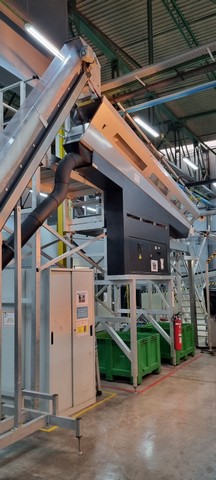 Linea di imbottigliamento Asettica 40.000 bph Usata 4