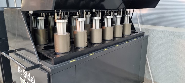 Linea di imbottigliamento Asettica 40.000 bph Usata 5