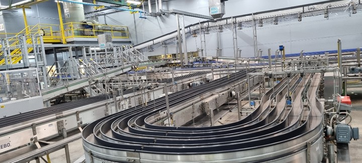 Linea di imbottigliamento Asettica 40.000 bph Usata 8