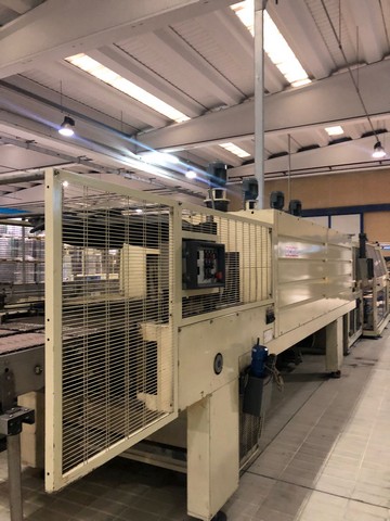 Linea di imbottigliamento Asettica PET 18.000 bph Usata 3