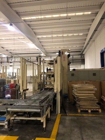 Linea di imbottigliamento Asettica PET 18.000 bph Usata 14