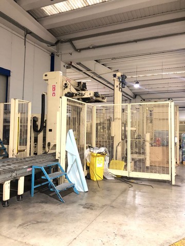 Linea di imbottigliamento Asettica PET 18.000 bph Usata 17