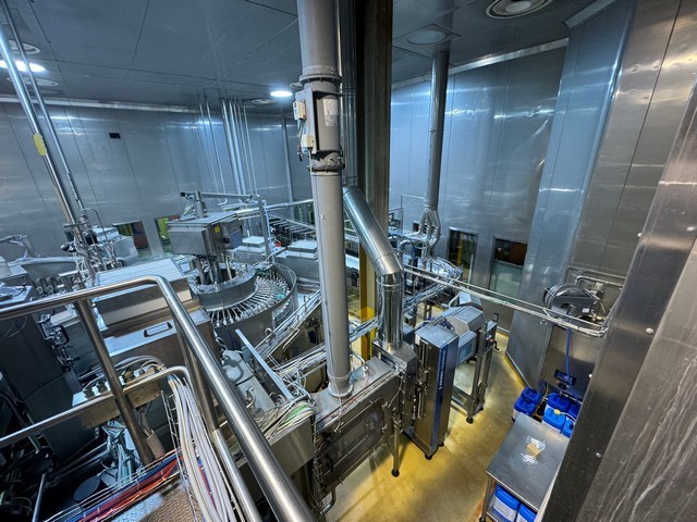 Used Complete Aseptic Bottling Line PET 36.000 bph 19