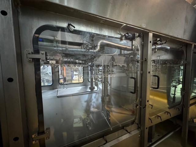 Used Complete Aseptic Bottling Line PET 36.000 bph 2