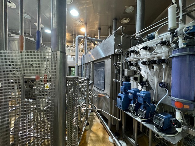 Used Complete Aseptic Bottling Line PET 36.000 bph 7