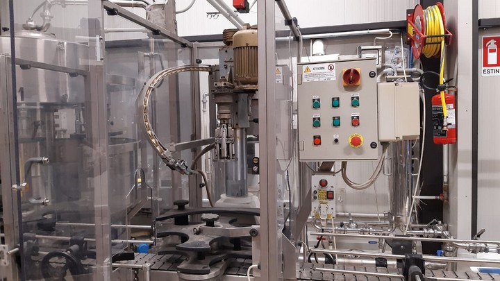 Used Complete Bottling Line 5 LT