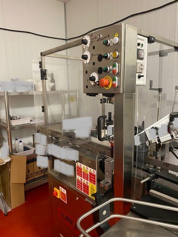Linea di imbottigliamento per Birra Alfatek Usata 7