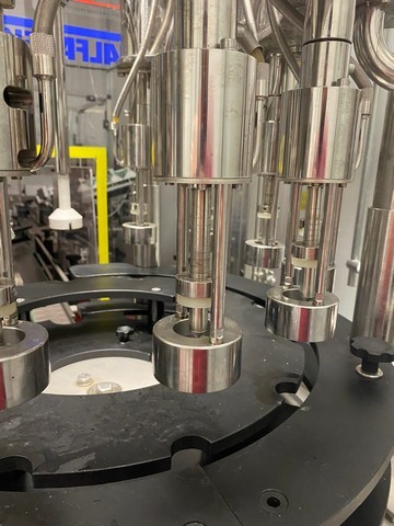 Linea di imbottigliamento per Birra Alfatek Usata 9