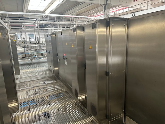 Used Complete Bottling Line Aspetic 25.000 bph 16