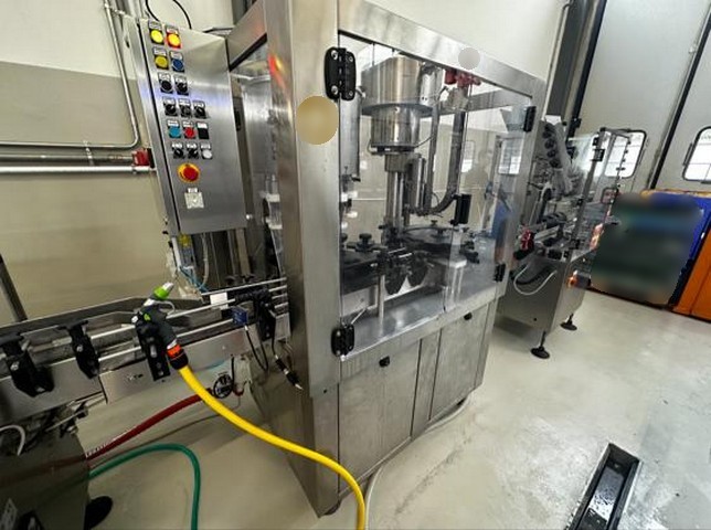 Linea di imbottigliamento per Birra 1.700 bph Usata 4