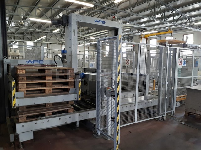Used Complete Bottling Line Bertolaso still wine 5
