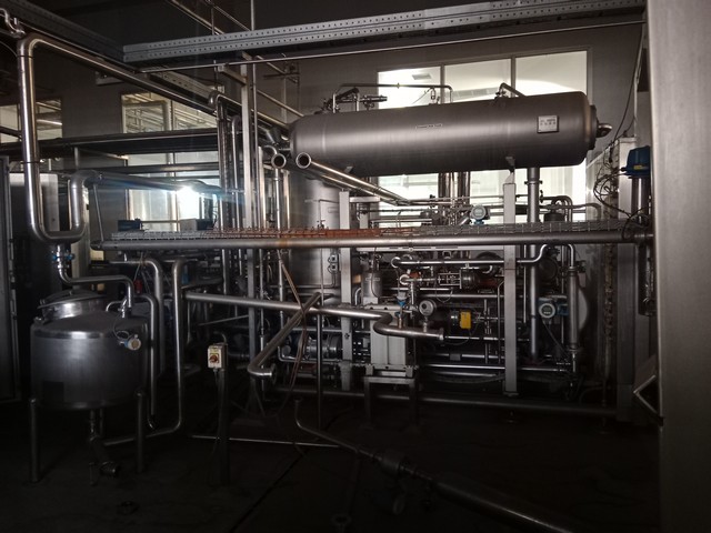 Used Complete Bottling Line CSD Krones 17