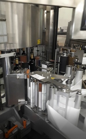 Used Complete Bottling Line Irundin still wine
