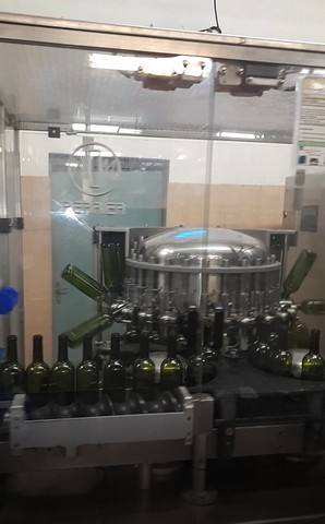Used Complete Bottling Line Irundin still wine 8