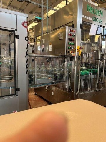 Linea di imbottigliamento Dame Vetro & PET Usata 18
