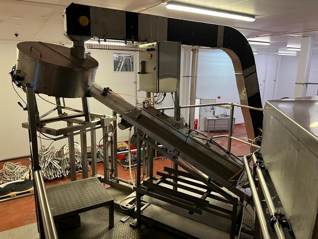 Linea di imbottigliamento per Succhi 9.000 bph Usata 12
