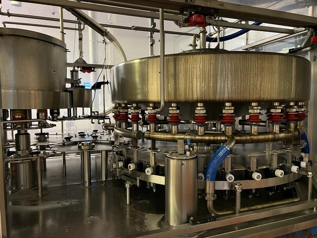 Linea di imbottigliamento per Succhi 9.000 bph Usata 14