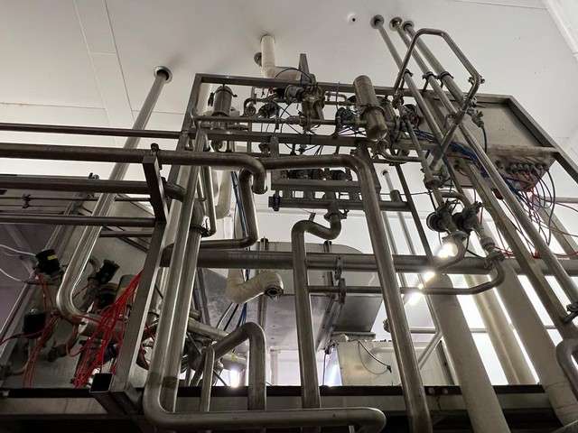 Linea di imbottigliamento per Succhi 9.000 bph Usata 23