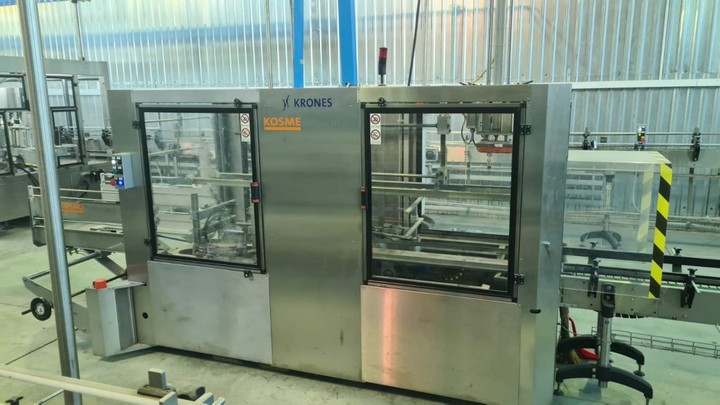 Linea di imbottigliamento Kosme 9.000 bph Usata 20