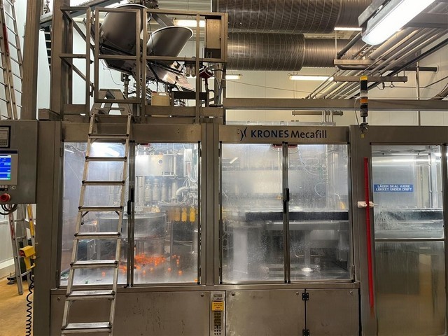 Used Complete Bottling Line Krones 14.000 bph 6