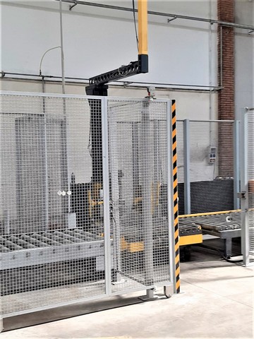 Linea di imbottigliamento MBF 5.000 bph Usata