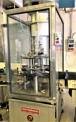 Linea di imbottigliamento MBF 5.000 bph Usata 19