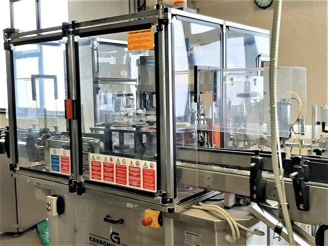 Linea di imbottigliamento MBF 5.000 bph Usata 21