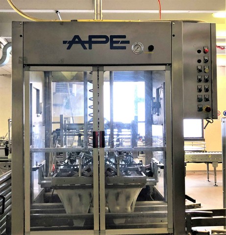 Linea di imbottigliamento MBF 5.000 bph Usata 24