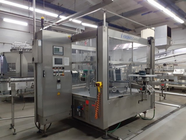 Linea di imbottigliamento PET 12.000 bph Usata 6
