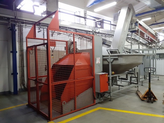 Linea di imbottigliamento PET 12.000 bph Usata 8