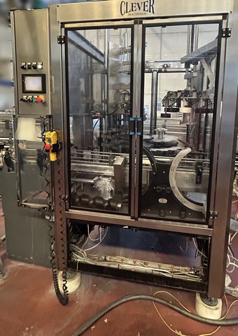 Linea di imbottigliamento PET 12.000 bph Usata 9