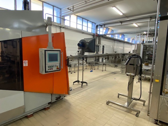 Linea di imbottigliamento per Latte Kosme Usata 16