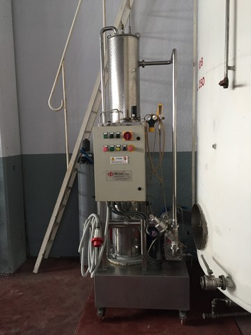 Linea di imbottigliamento Brick 1.0 LT IPI Usata 20
