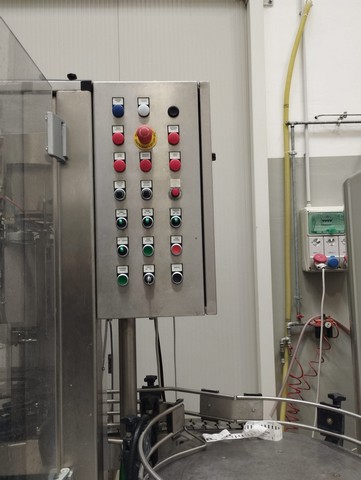 Linea di imbottigliamento per Birra CEM Usata 4