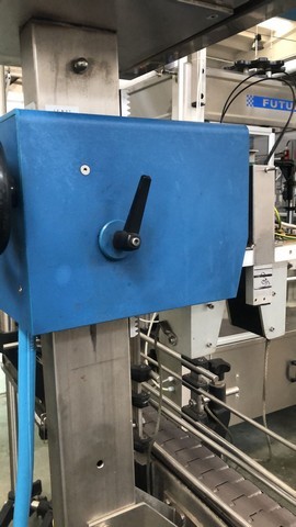 Used Complete Isobaric Bottling Line Pet & Glass bottles 10