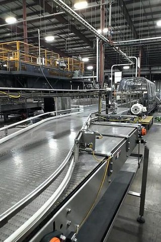Linea di imbottigliamento PET 46.000 bph Usata 22